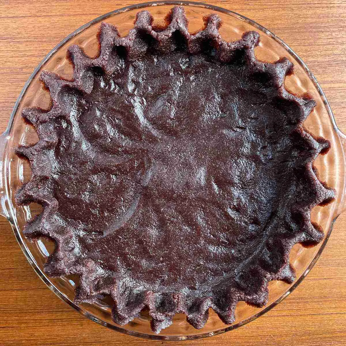 A sugar-free, gluten-free, keto chocolate pie crust made with almond flour.
