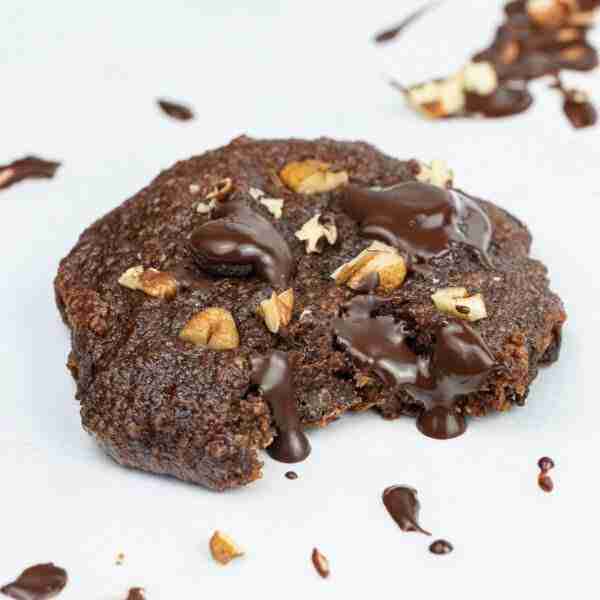 A sugar-free double chocolate chip pecan cookie with chocolate mint chips.