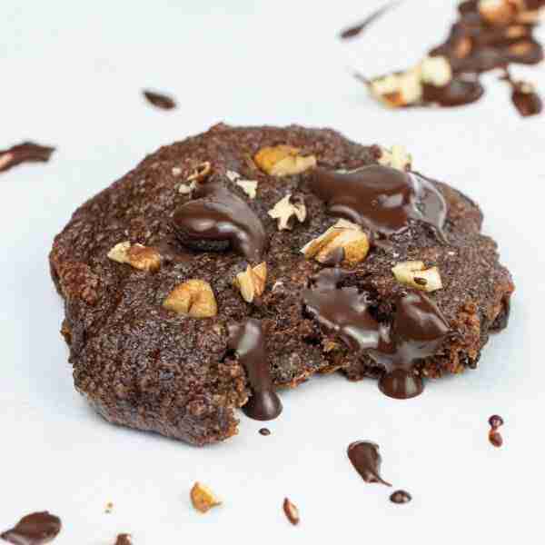 Mint Chocolate Chip Pecan Cookies