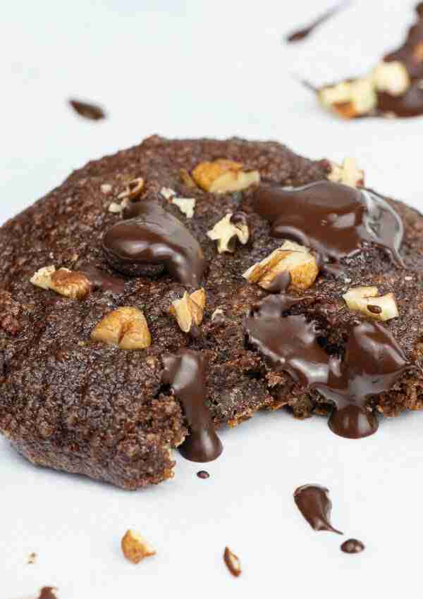 Vegan Mint Chocolate Chip Cookies With Pecans (Keto)