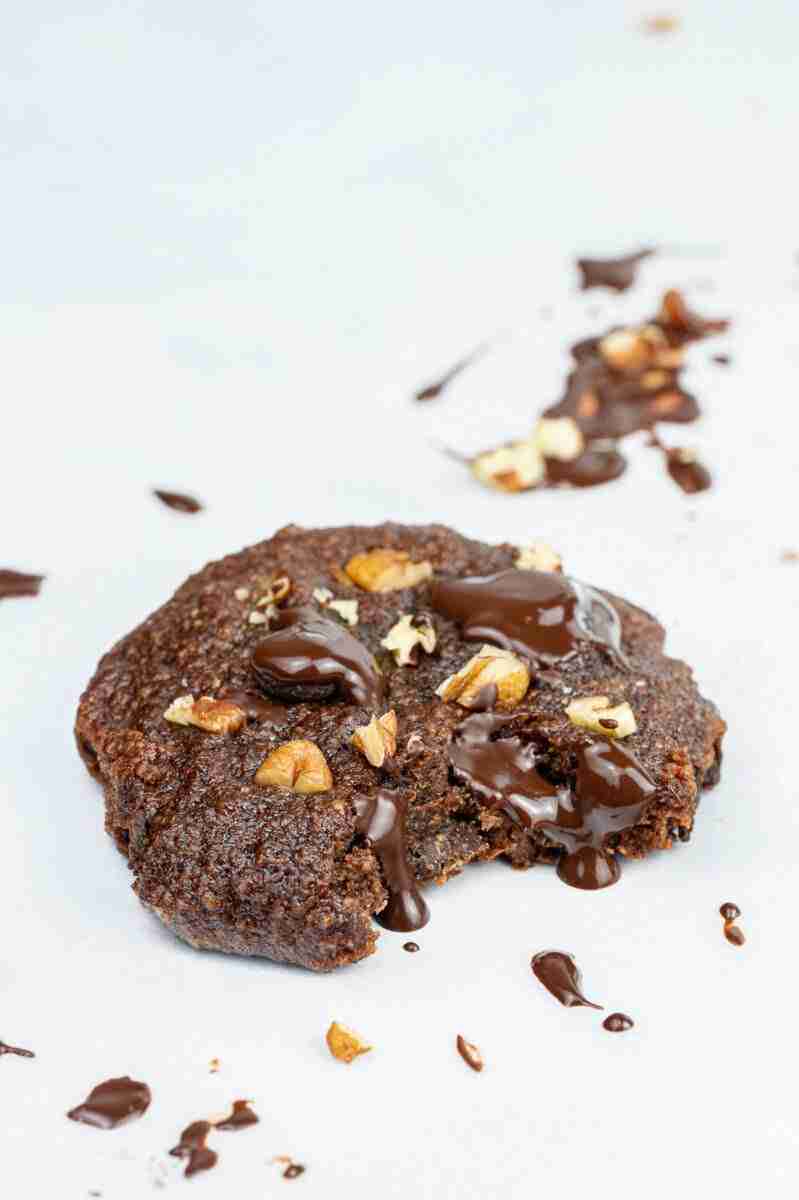 Fudgy double chocolate chip pecan cookie with mint chips.