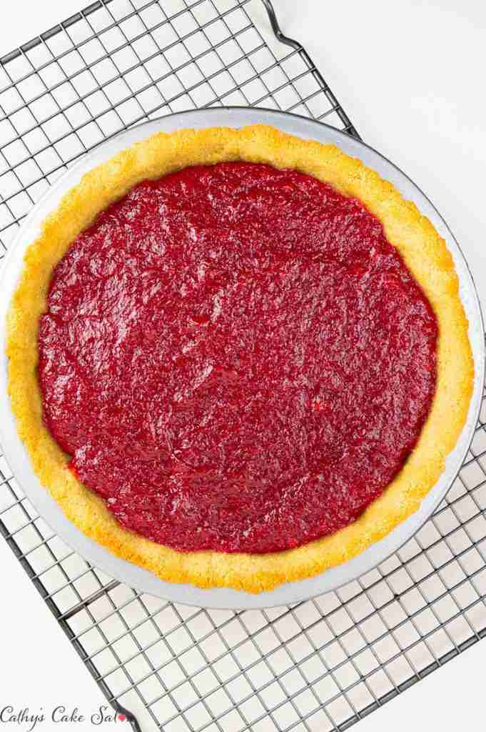 A step in the recipe: The baked sugar free dessert on a cooling rack.
