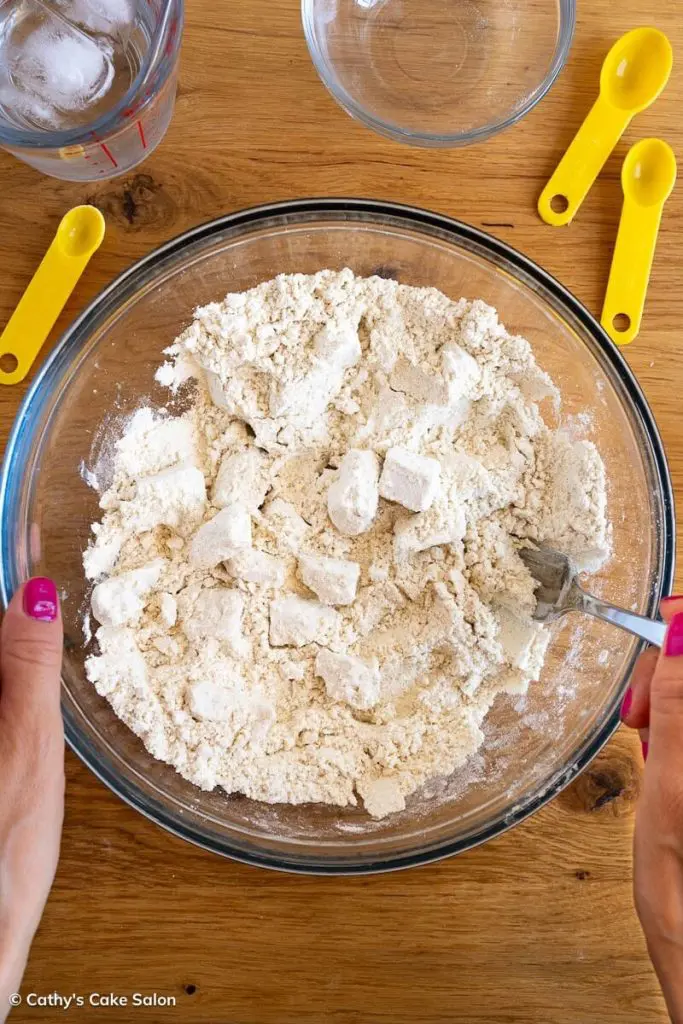 A step in this vegan gluten free crust recipe.