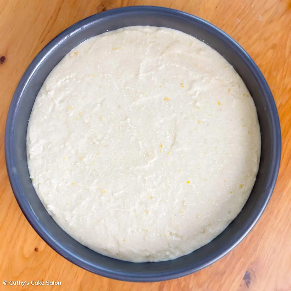 A step in the recipe: Pour the batter in the cake pan.